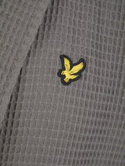 Lyle & Scott Grey 100% Cotton Craig Premium Bathrobe - Image 2 of 3