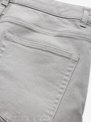 Svetlo siva - Raztegljive denim kratke hlače - Slika 7 iz 7