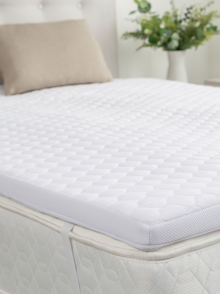 Slumberdown White Airstream Breathable 4cm Mattress Topper - Image 1 of 6