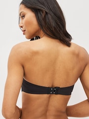 Schwarz - Bügelloser Bandeau-BH ohne Träger mit Muschelsaum - Bild 2 von 4