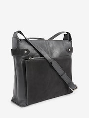 Black Leather Pocket Messenger Bag - Image 4 of 5
