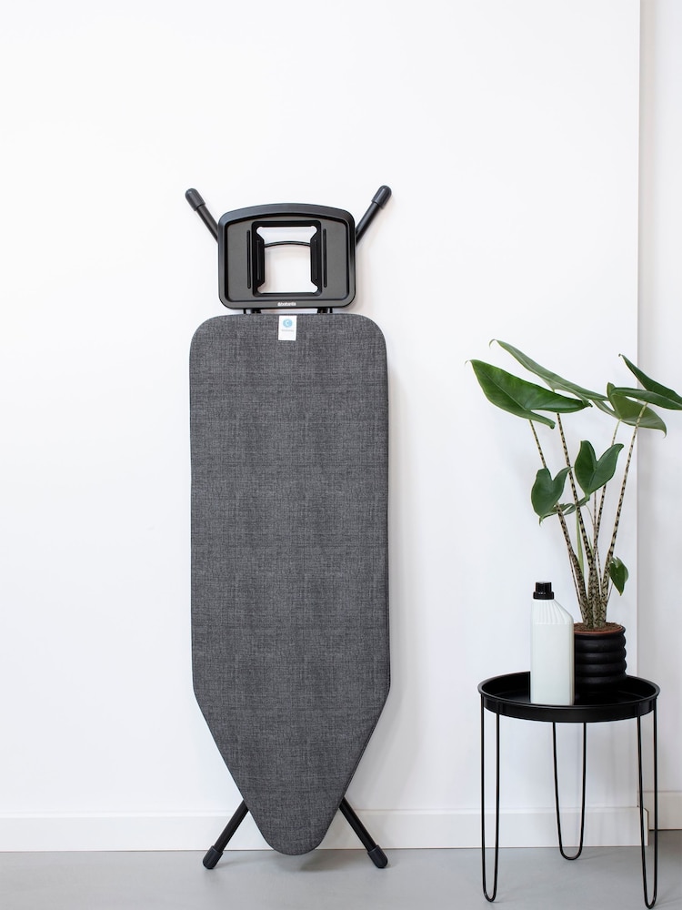 Brabantia Black C 124x45cm Ironing Board - Image 1 of 4