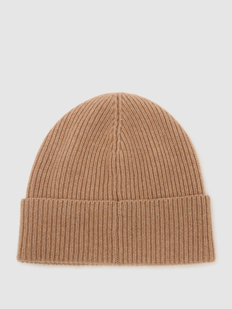Camel - Reiss Freya Wool-Blend Rib-Knit Beanie - Imagen 2 de 3