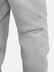 Nike Grey Chrome Tech Fleece Joggers - Image 7 of 10