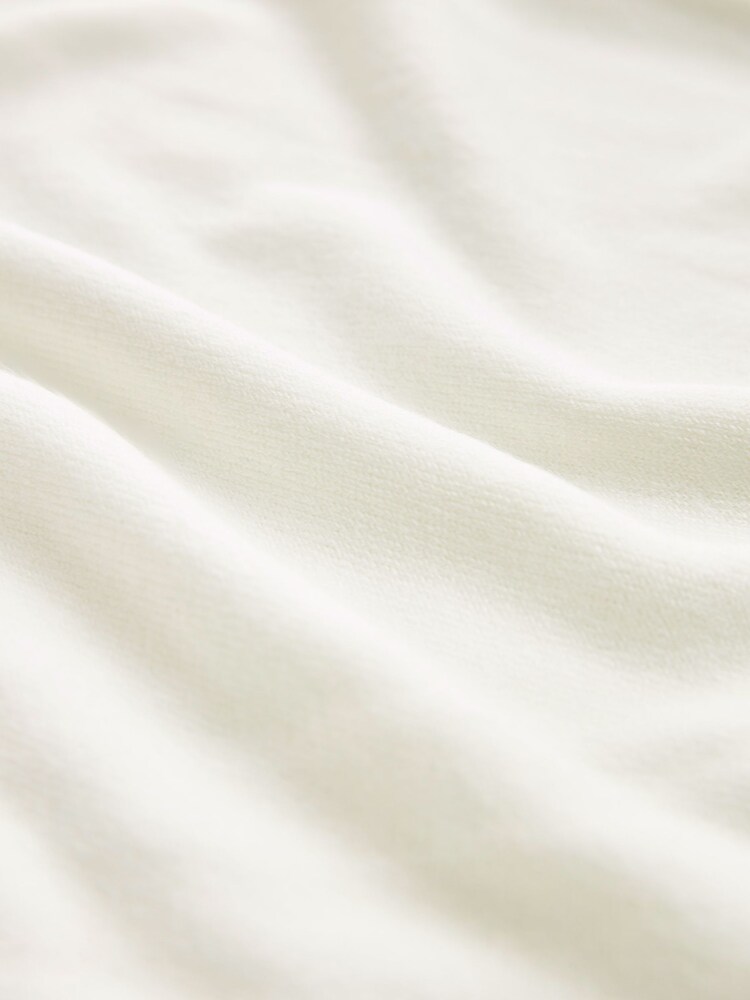 Ecru, Weiß - Kuscheliger, langärmeliger Pullover mit Rundhalsausschnitt - Bild 7 von 7 Ecru, Weiß - Kuscheliger, langärmeliger Pullover mit Rundhalsausschnitt - Bild 7 von 7