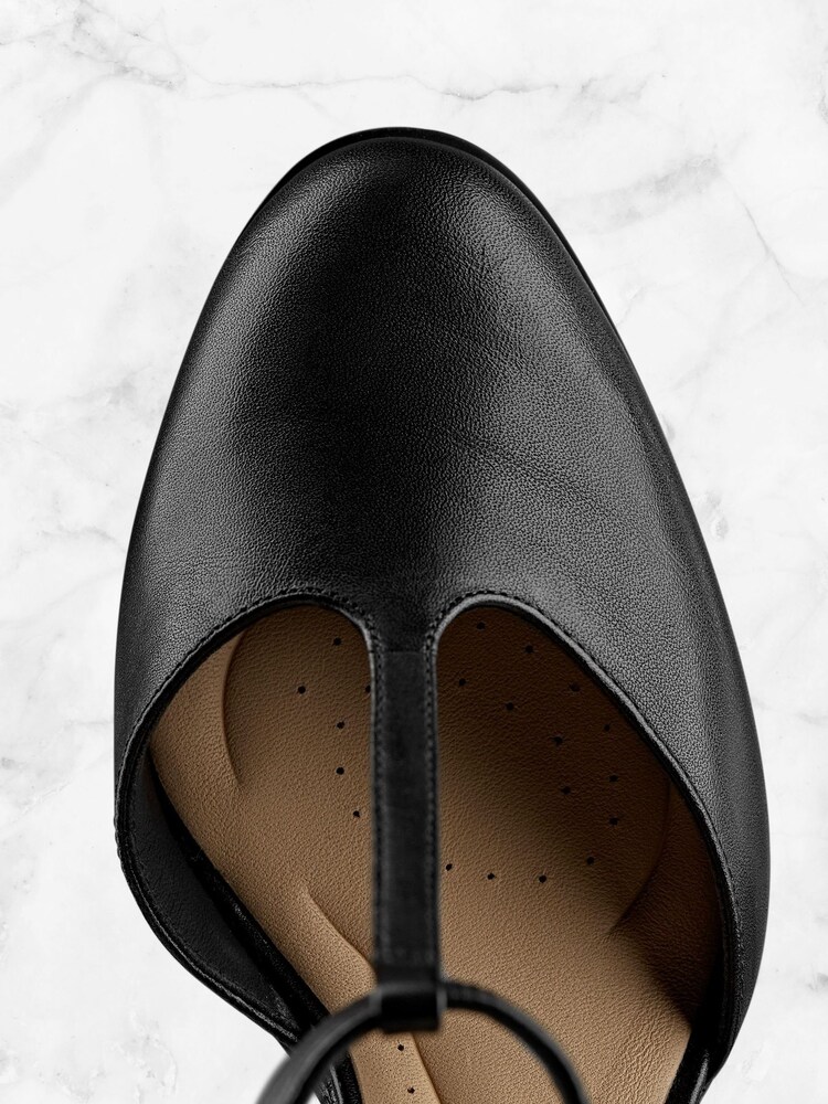 Clarks Black Leather Freva85 Bar Shoes - Image 9 of 9
