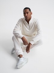 Reiss Ecru Carter Fleece Lined Drawstring Joggers - Image 4 of 7