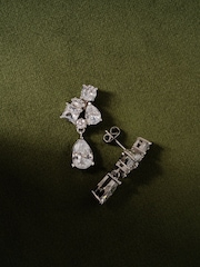 Jasen srebrn ton - CERENE Crystal Cluster Drop Earrings - Slika 3 iz 6