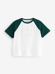 أبيض/أخضر - تيشرت بكم قصير تلبيس رشيق بشعار - صورة 5 من 6