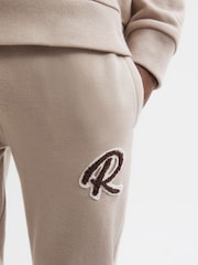 Reiss Taupe Toby Senior Garment Dyed Logo Joggers - Image 4 of 6