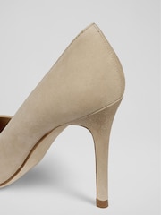 Bej - Pantofi din piele întoarsă cu vârf ascuțit LK Bennett Floret - Imaginea 4 din 4