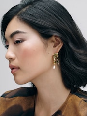 CERENE Liora Olive Green Gold Tone Pearl Shimmer Drop Earings - Image 2 of 6