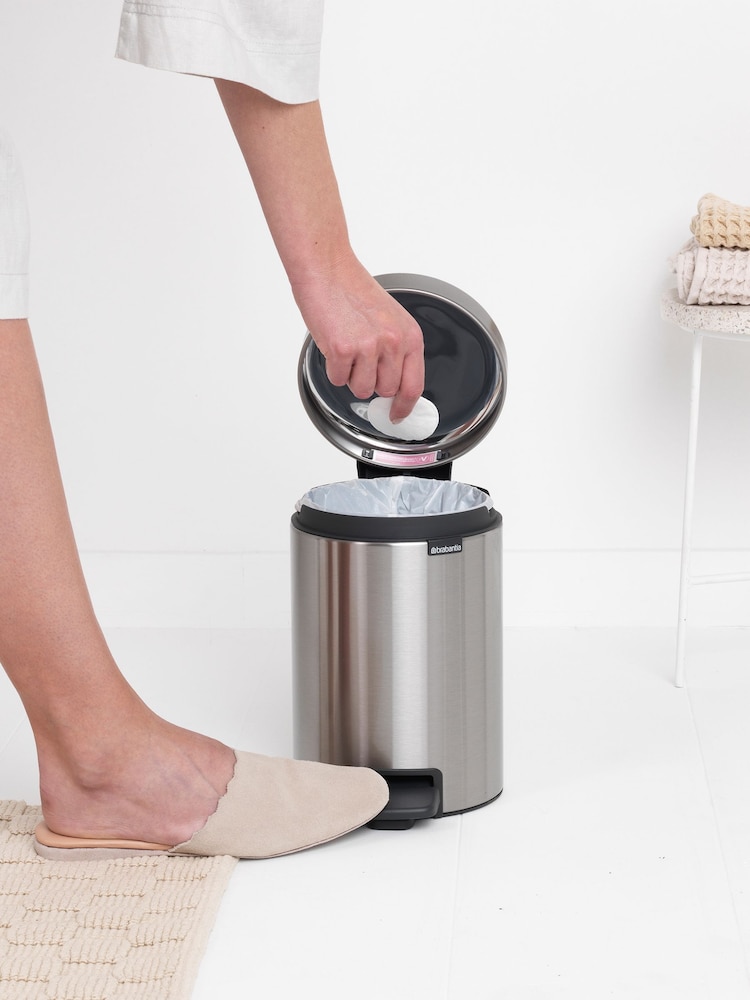 Brabantia Silver NewIcon 3L Matt Steel Fingerprint Proof Pedal Bin - Image 2 of 6