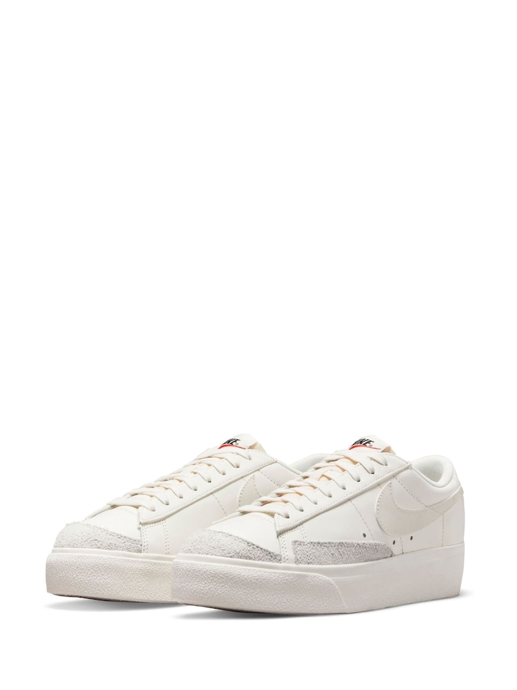 White Ground - Niskie buty sportowe na platformie Nike Blazer - Image 4 of 9