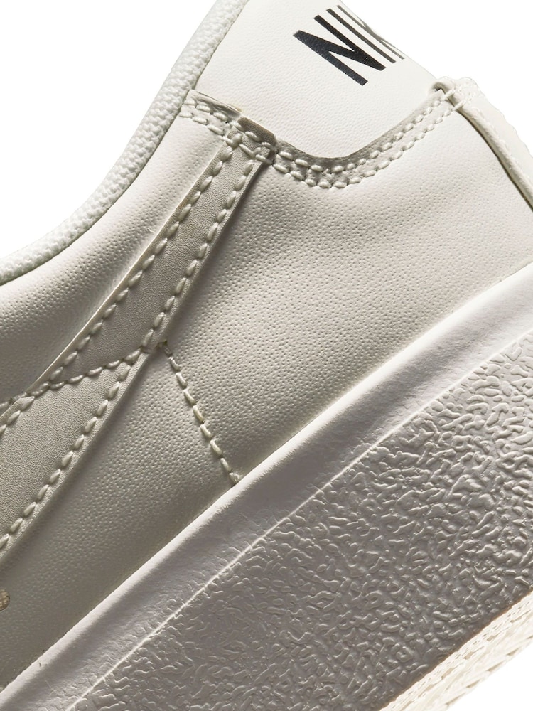 Nike White Ground Blazer Low Platform Trainers - Image 9 of 9