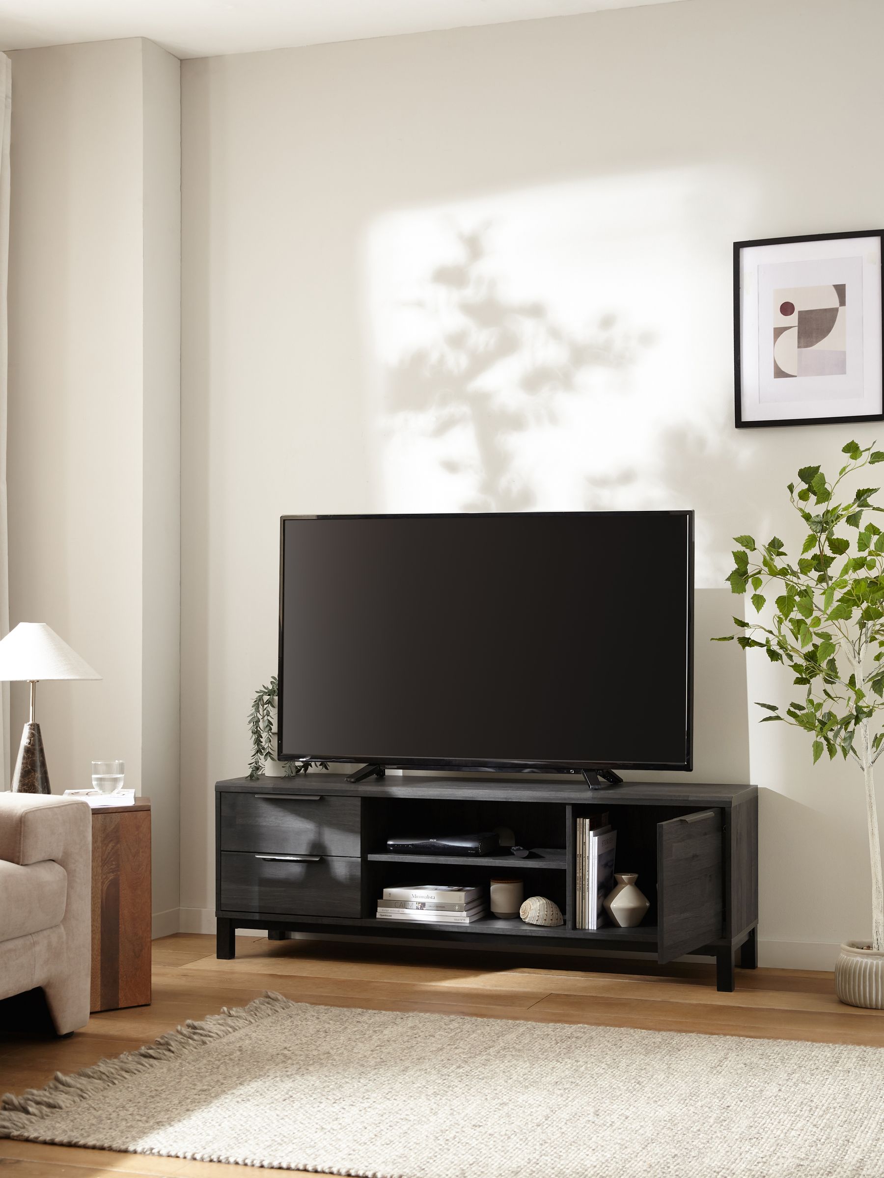Black Bronx Up to 65 inch Oak Effect TV Unit