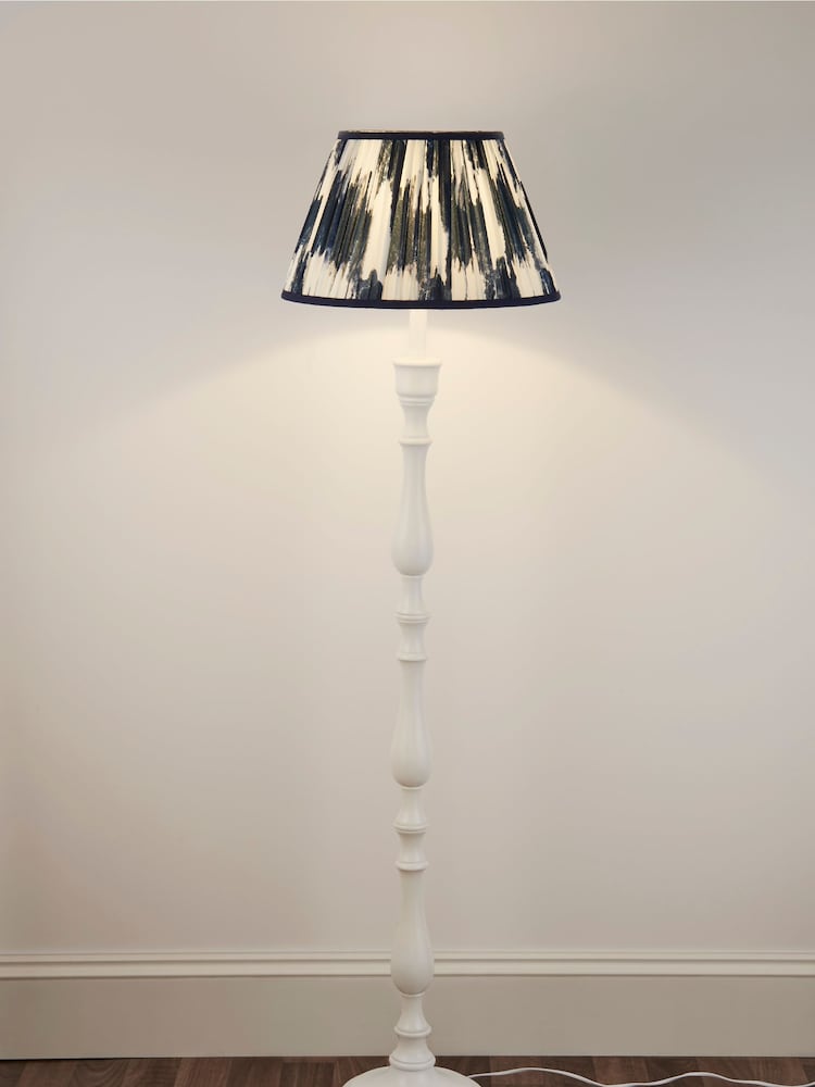 Searchlight Cream Wren Candlestick Floor Lamp Base - Image 2 of 4 Searchlight Cream Wren Candlestick Floor Lamp Base - Image 2 of 4