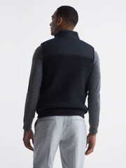 Reiss Navy Maitland Sleeveless Quilted Knitted Gilet - Image 5 of 6