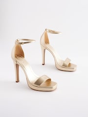 Gold Signature Leather Platform Sandals - Image 4 of 8