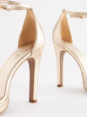 Gold Signature Leather Platform Sandals - Image 7 of 8