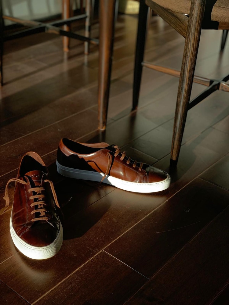 Brązowy - Loake Sprint Handpainted Cup Sole Sneakers - Image 4 of 5