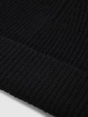 Reiss Black Raff Wool Blend Beanie Hat - Image 4 of 4