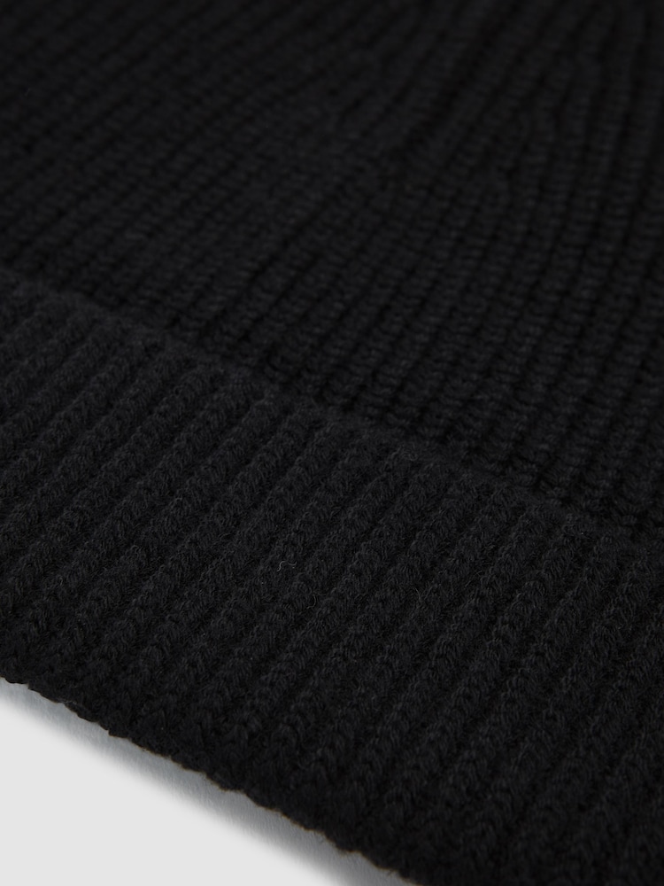 Reiss Black Raff Wool Blend Beanie Hat - Image 4 of 4