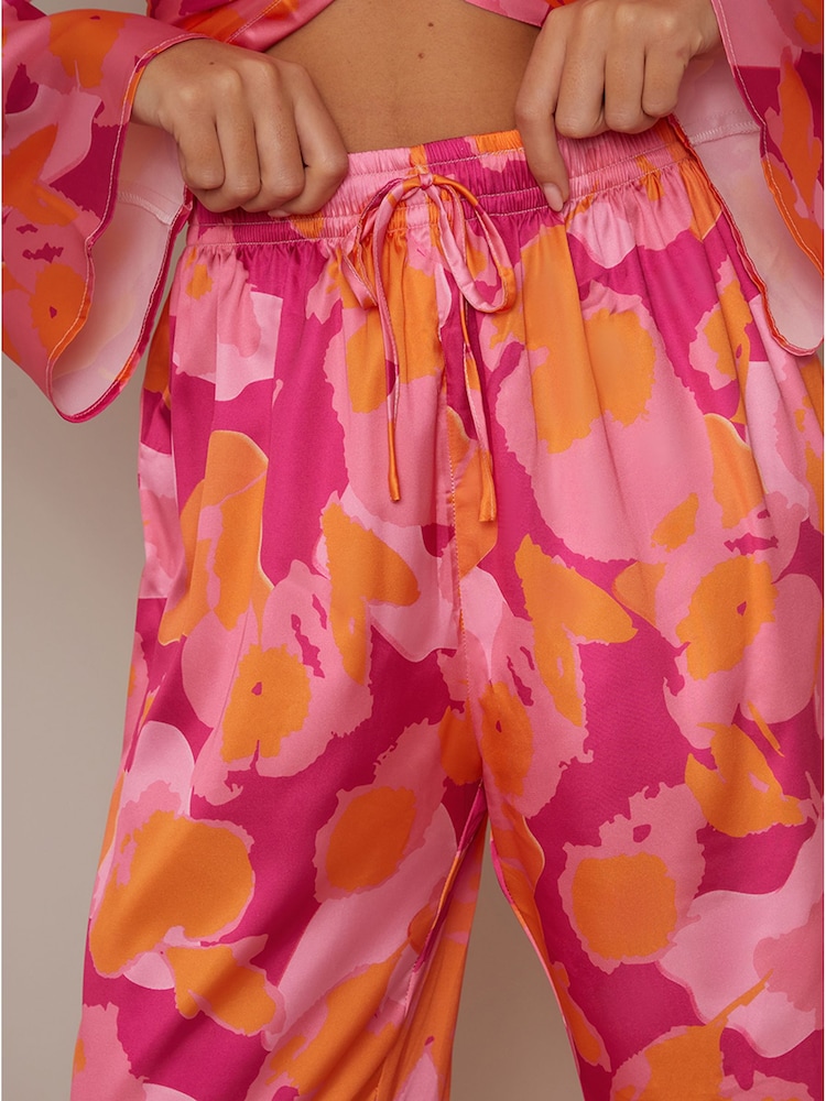 Chi Chi London Pink Abstract Print Tie Waist Trousers - Image 4 of 4