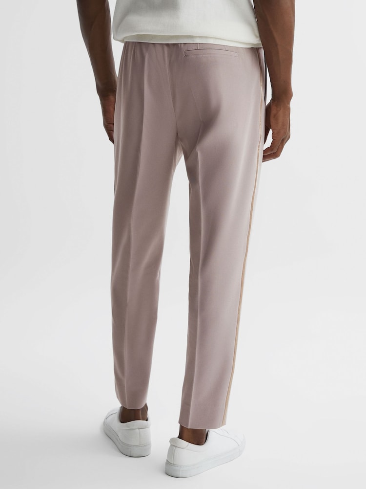 Pantalones con cordón ajustable de rayas rectos con corte holgado de Reiss - Imagen 5 de 5 Pantalones con cordón ajustable de rayas rectos con corte holgado de Reiss - Imagen 5 de 5