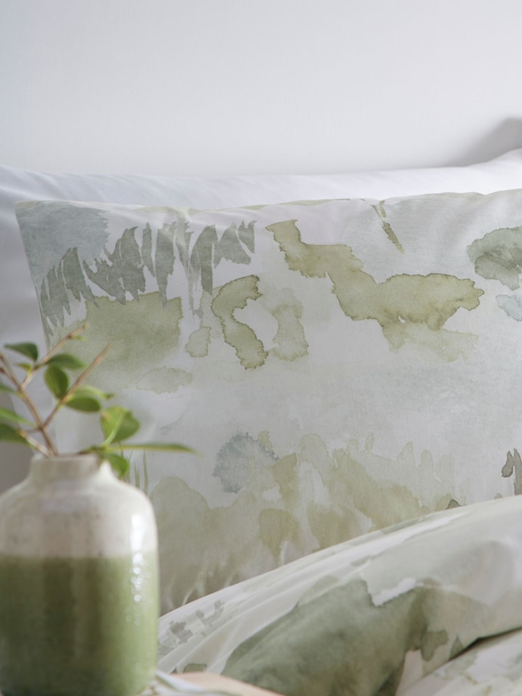 Appletree Green Edale 100% Cotton Duvet Cover and Pillowcase Set - Image 3 of 4