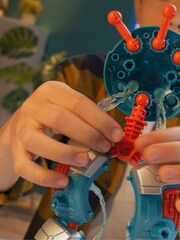 Giga Bots Energy Core Hyrobot - Image 12 of 12
