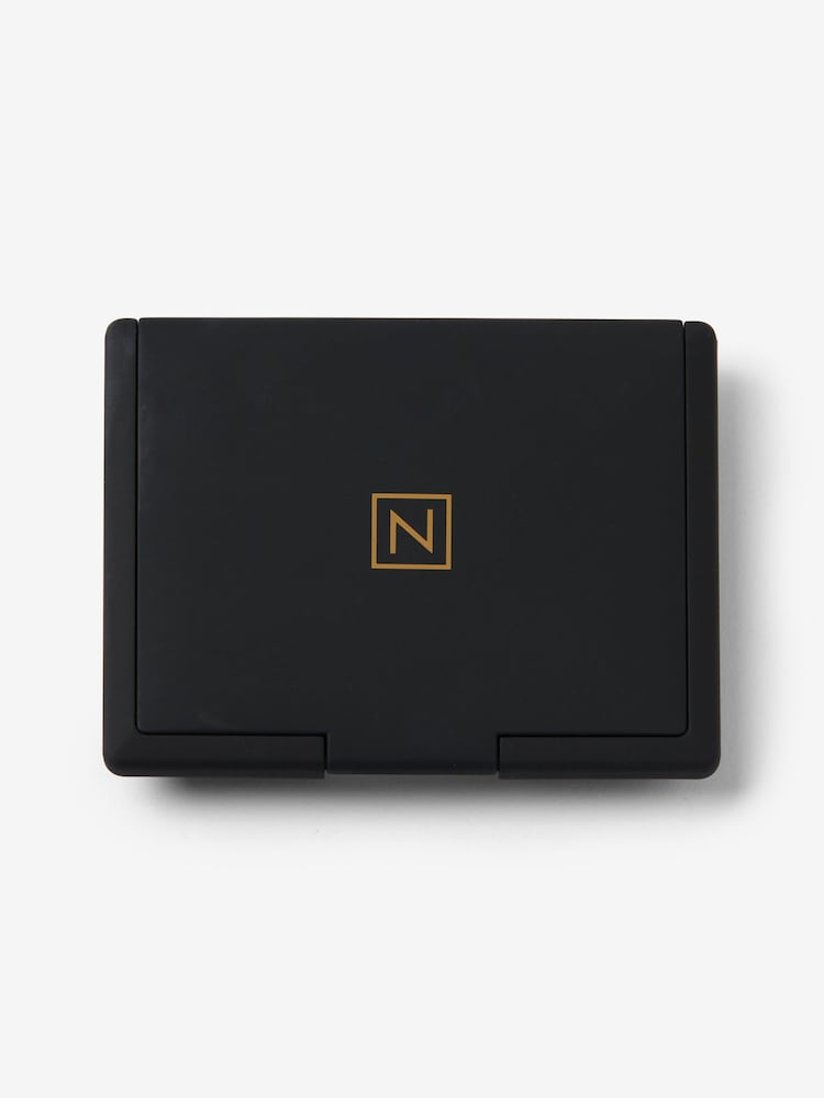 Flawless Finish Translucent Pressed Powder - Image 2 of 8