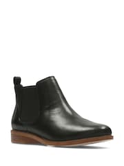 Clarks Black Leather Taylor Shine Boots - Image 3 of 7