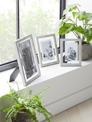Grey Concrete Effect Floating Picture Frame - Image 2 of 5