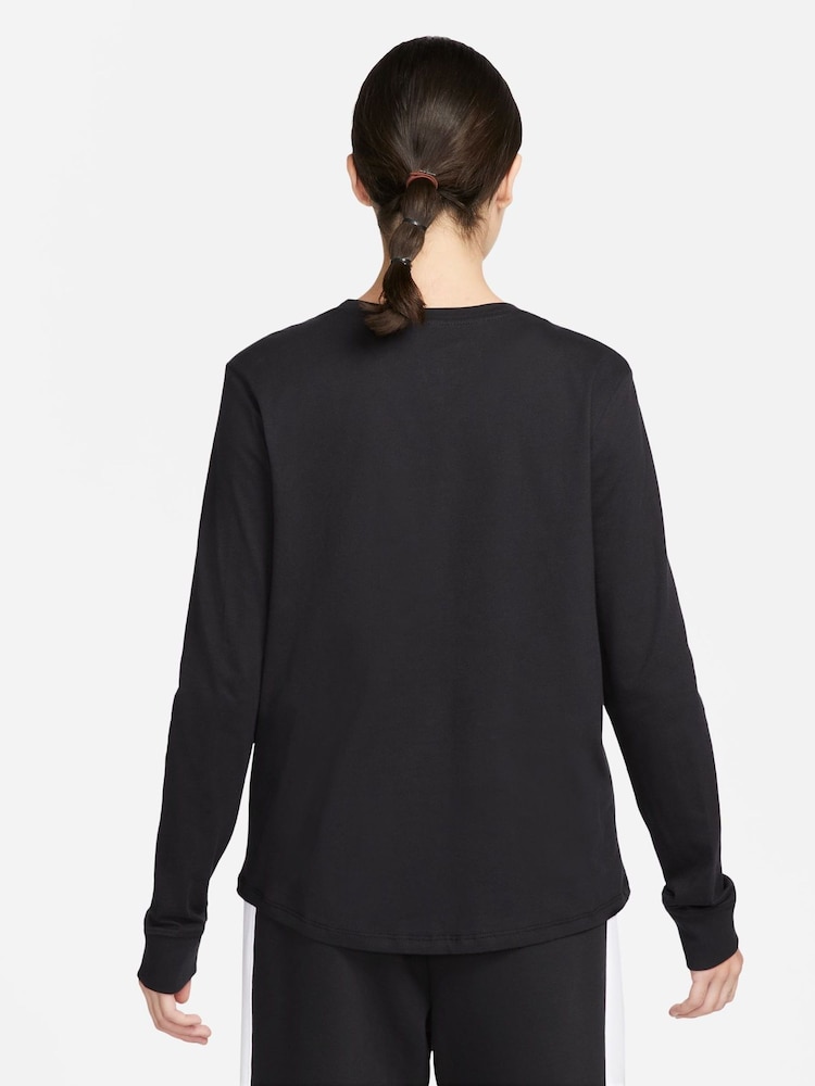 Nike Black Essentials T-Shirt - Image 2 of 4 Nike Black Essentials T-Shirt - Image 2 of 4