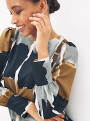 Black/Brown Abstract Print Long Sleeve Crew Neck Cuff Blouse - Image 5 of 6