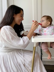 aden + anais Natural 100% Cotton Muslin Ma Fleur Burpy Bibs 2 Pack - Image 5 of 5