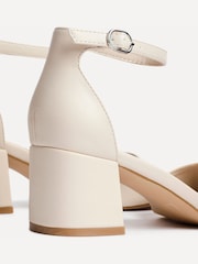 Linzi Nude PU Maddie Closed Back Open Toe Heeled Sandals - Image 5 of 5