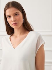 Ecru Cream V-Neck Chiffon Layer Sleeveless Vest - Image 3 of 5