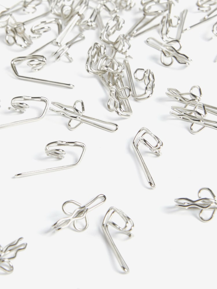 50 Pack Brushed Silver Pencil Pleat Curtain Hooks - Image 5 of 5