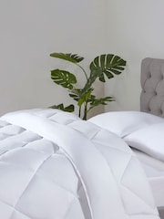 BHS 105 Tog Duvet - Image 2 of 4