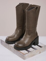 Celtic & Co. Block Heel Brown Boots - Image 7 of 7