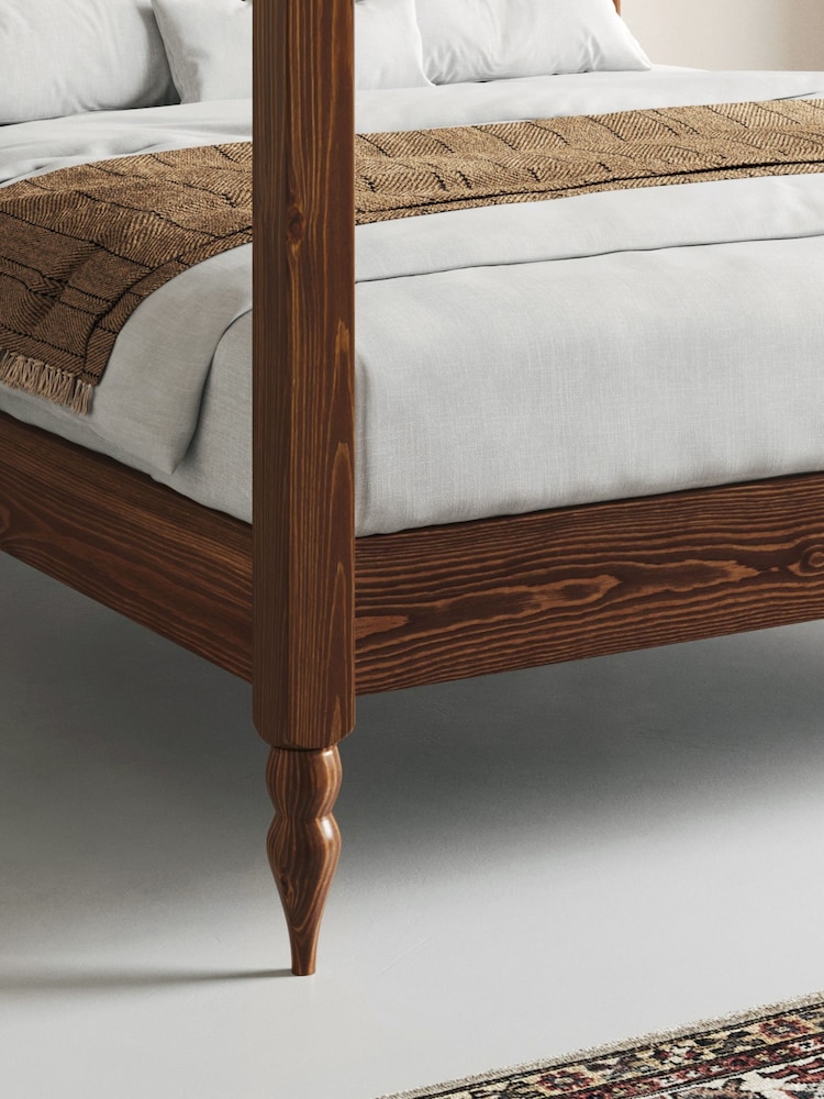 Get Laid Beds Coffee Bean Moroccan Four Poster Turned Leg Solid Wood Bed - Image 4 of 4