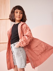 Tonfarben - Spritzwasserabweisende Regenjacke mit gerafften Ärmeln (3–16 J.) - Bild 2 von 9