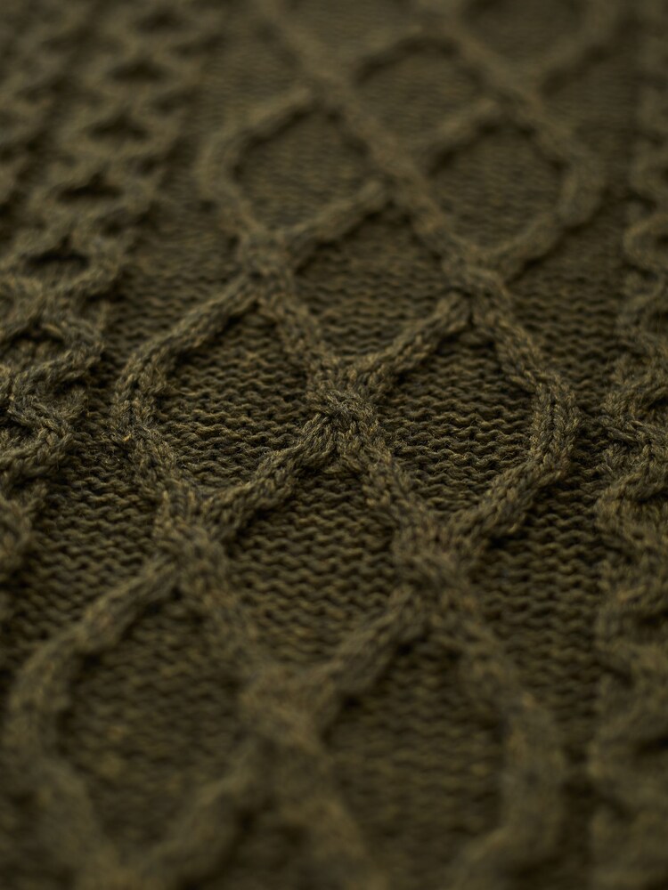 Зеленый - Celtic & Co. Cable Crew Neck Jumper - Image 4 of 4