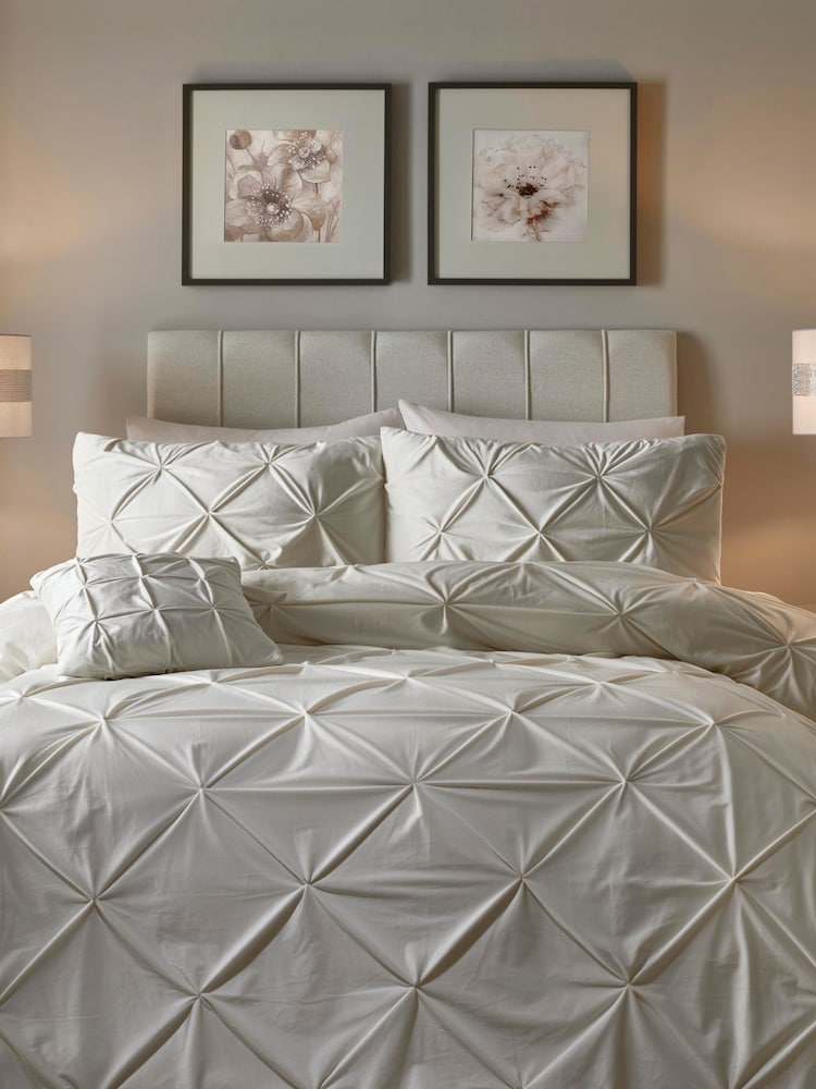 Soiree Natural Mira Velvet Duvet Cover and Pillowcase Set - Image 2 of 4 Soiree Natural Mira Velvet Duvet Cover and Pillowcase Set - Image 2 of 4