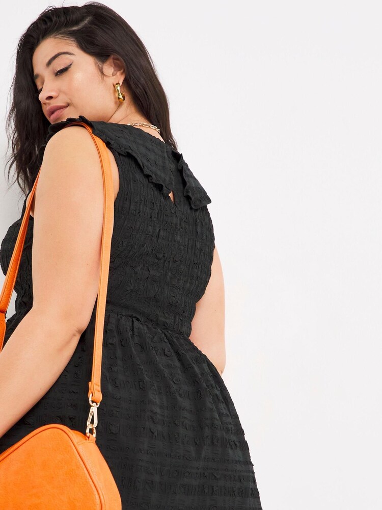 Simply Be Black Collar Detail Peplum With Shirring Blouse - Image 2 of 4