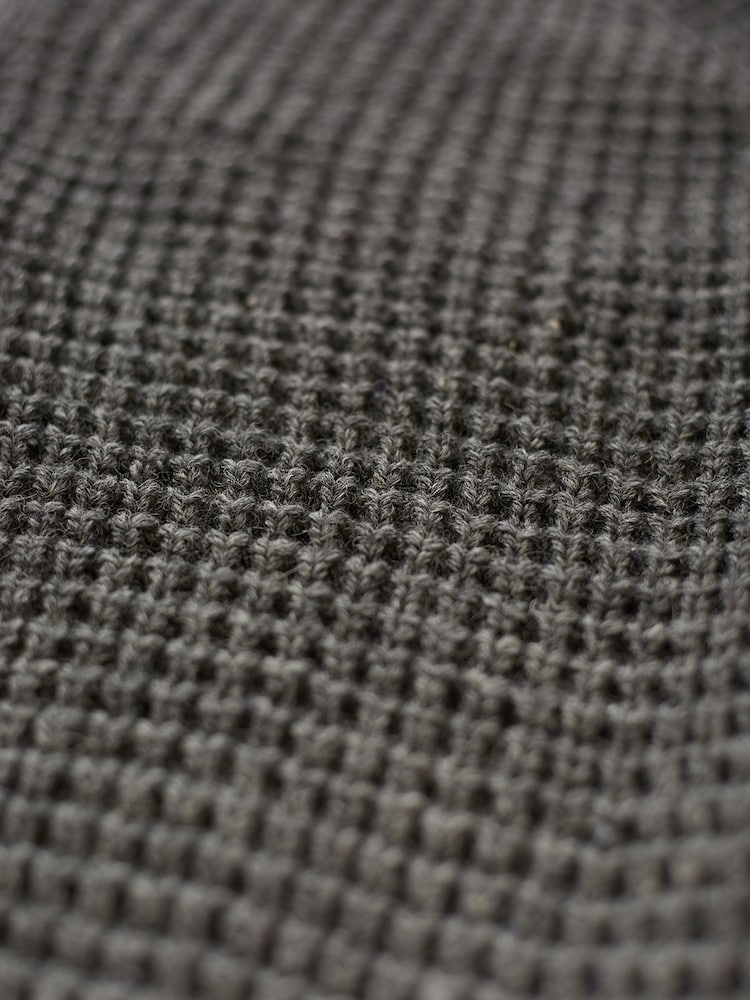 Celtic & Co. Mens Waffle Stitch Cardigan - Image 4 of 4