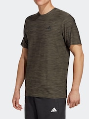 Olivgrün - adidas Train Essentials Training T-Shirt mit Stretch - Bild 4 von 7