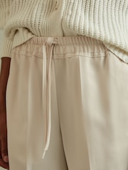 Reiss Cream Hailey Tapered Pull On Trousers - Image 4 of 6